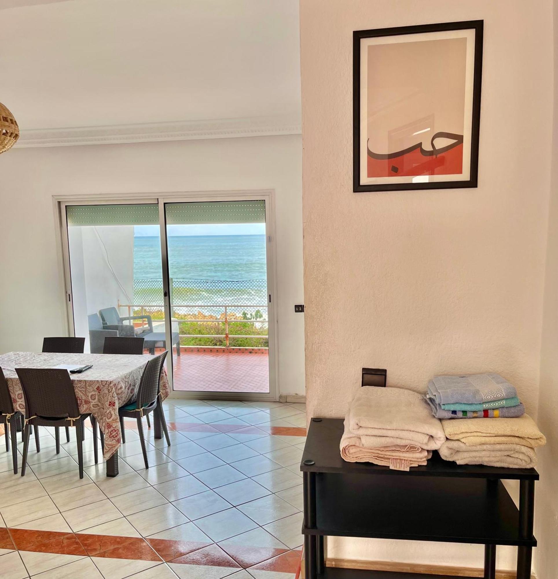 Splendid Beachfront Villa In Sidi Bouzid Beach With Pool Douar Ourlali Exterior foto