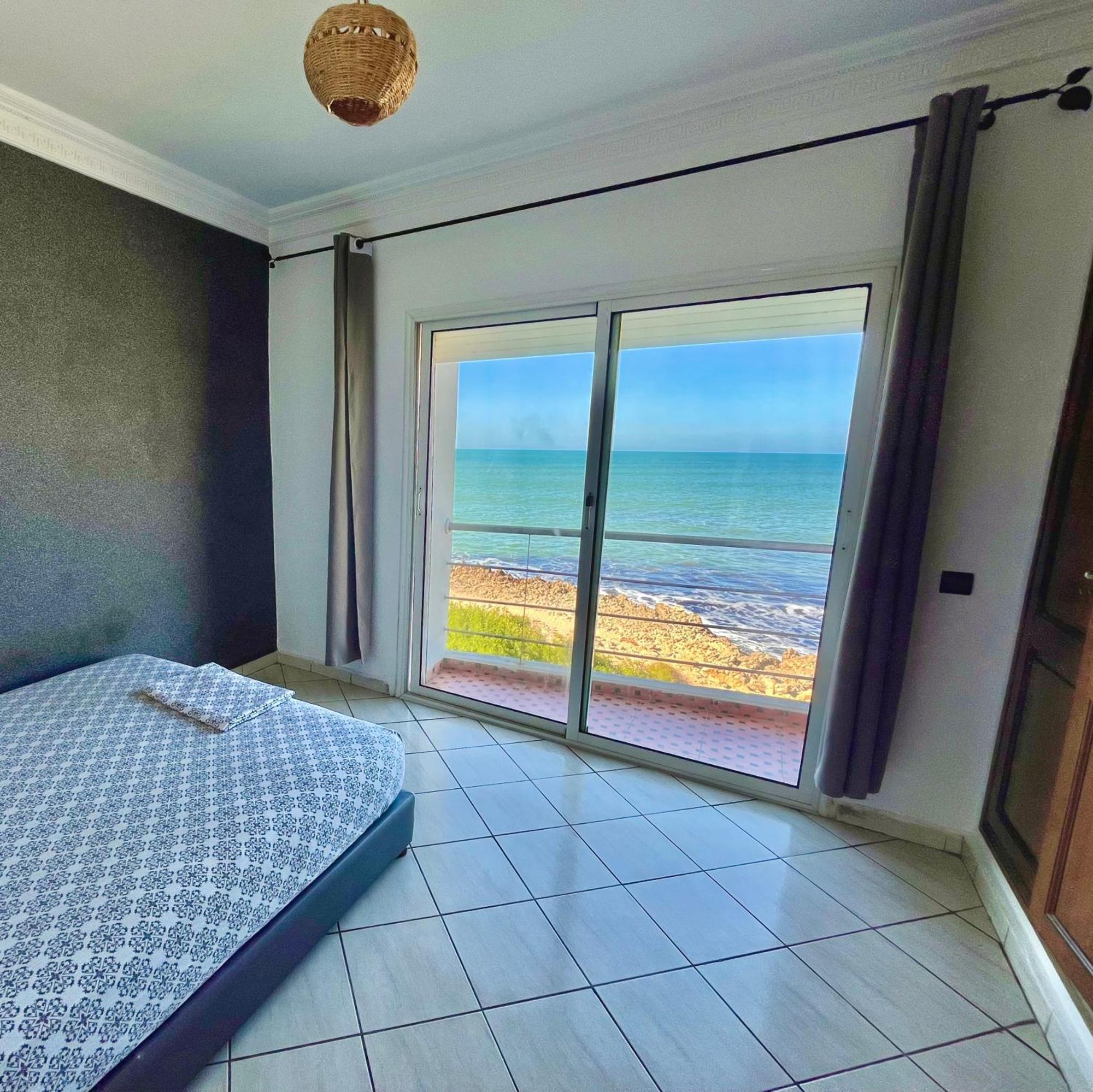 Splendid Beachfront Villa In Sidi Bouzid Beach With Pool Douar Ourlali Exterior foto